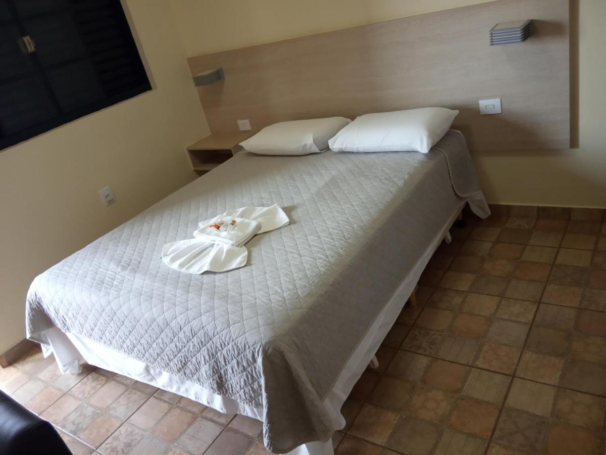 Pousada Farol De Alexandria Ltd - Me Hotell Candido Mota Eksteriør bilde